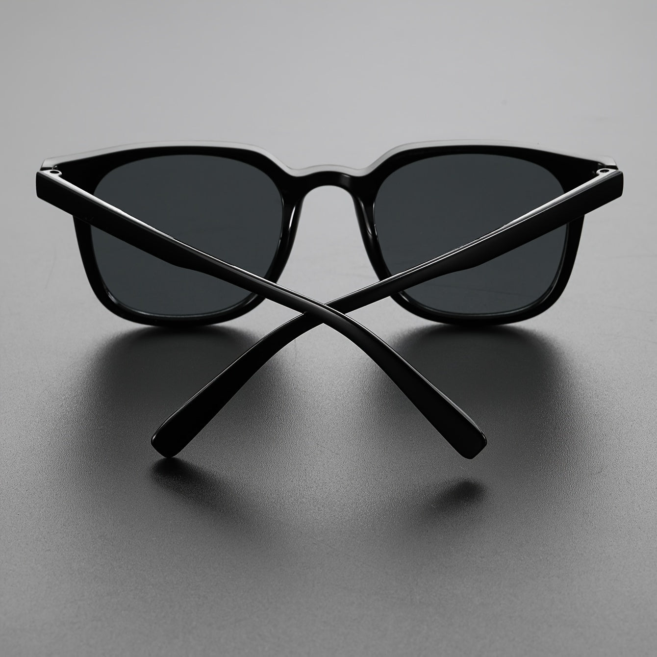 Dallier™ Grey